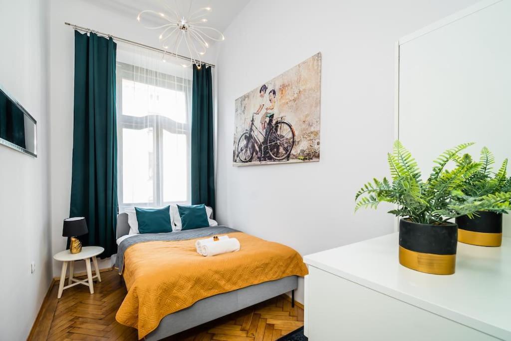 Royal City Apartment 40 M2 Cracovia Exterior foto